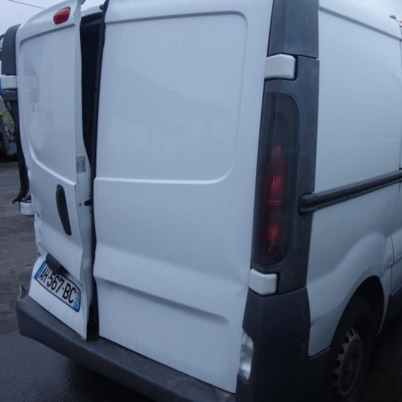 Charniere de capot OPEL VIVARO 1 Photo n°4