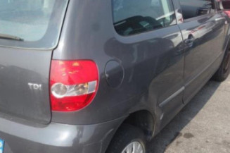 Feu arriere stop central VOLKSWAGEN FOX