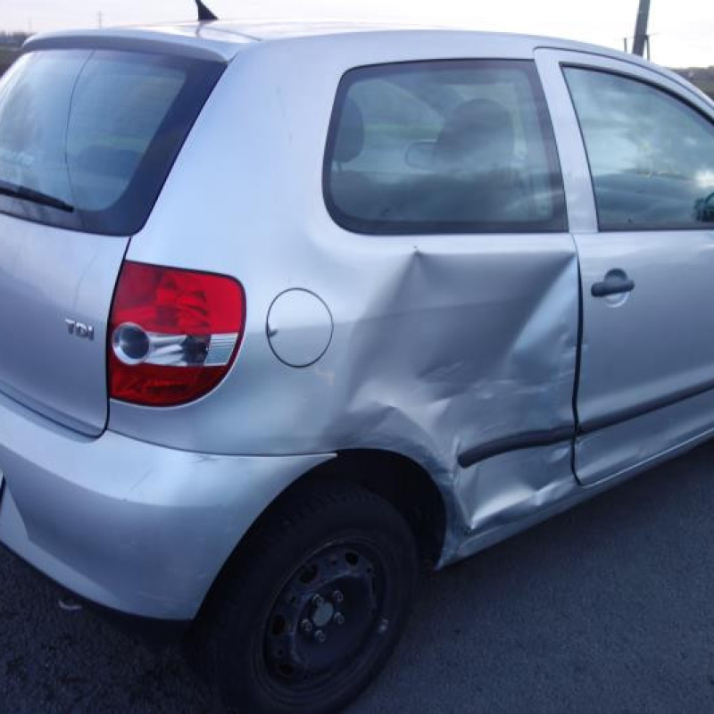 Renfort pare choc arriere (traverse) VOLKSWAGEN FOX Photo n°4