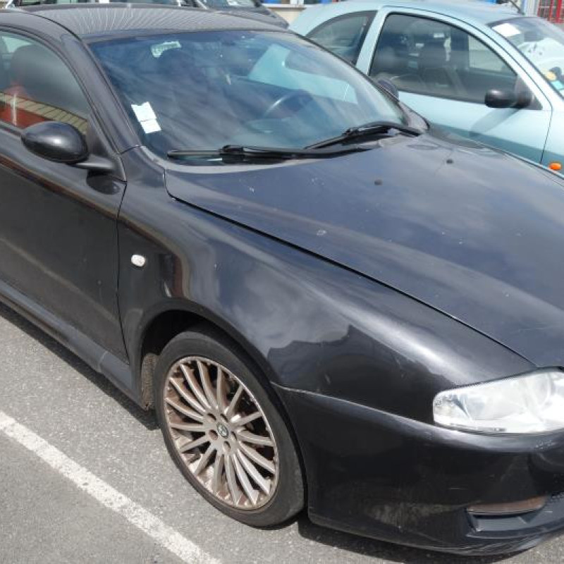 Pompe de direction ALFA ROMEO GT Photo n°3