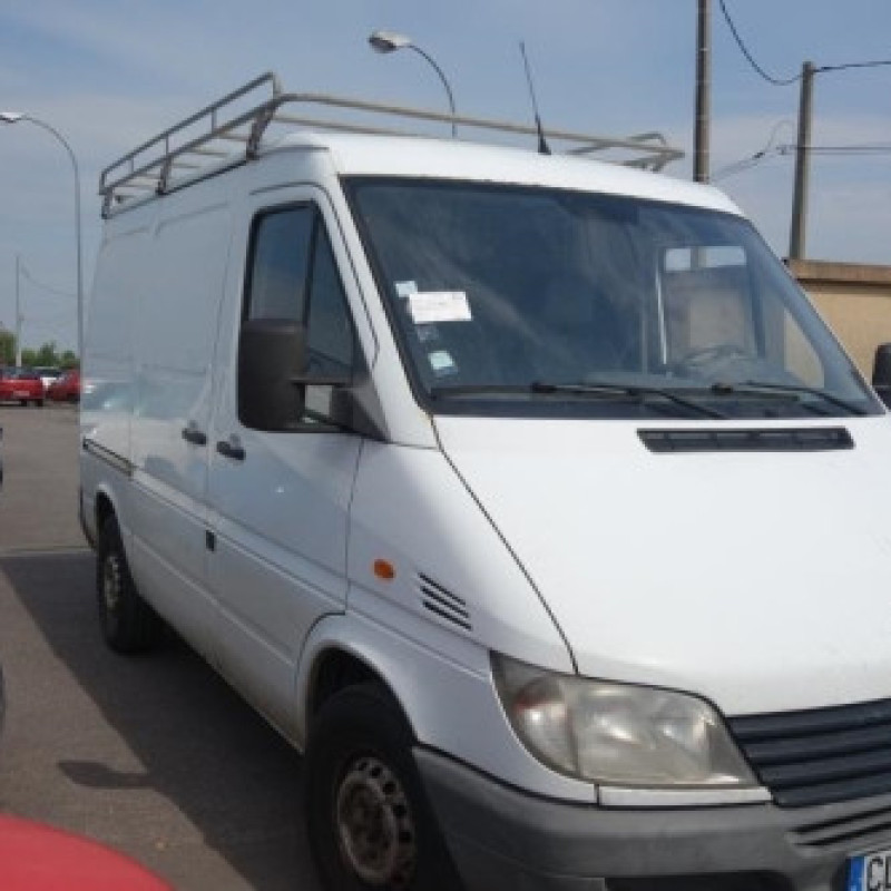 Pompe lave glace avant MERCEDES SPRINTER 1 Photo n°5