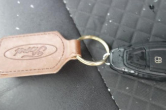 Attache ceinture avant droit FORD ECOSPORT