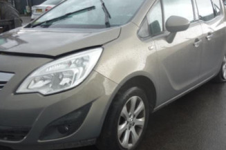 Boitier filtre a air OPEL MERIVA B