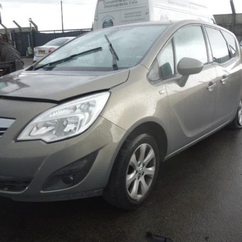 Boitier filtre a air OPEL MERIVA B Photo n°3