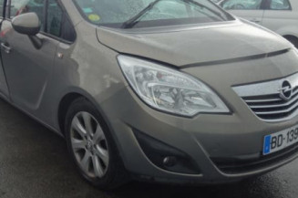 Boitier filtre a air OPEL MERIVA B