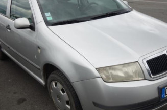 Face avant SKODA FABIA 1