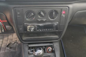 Bouton de coffre VOLKSWAGEN PASSAT 4