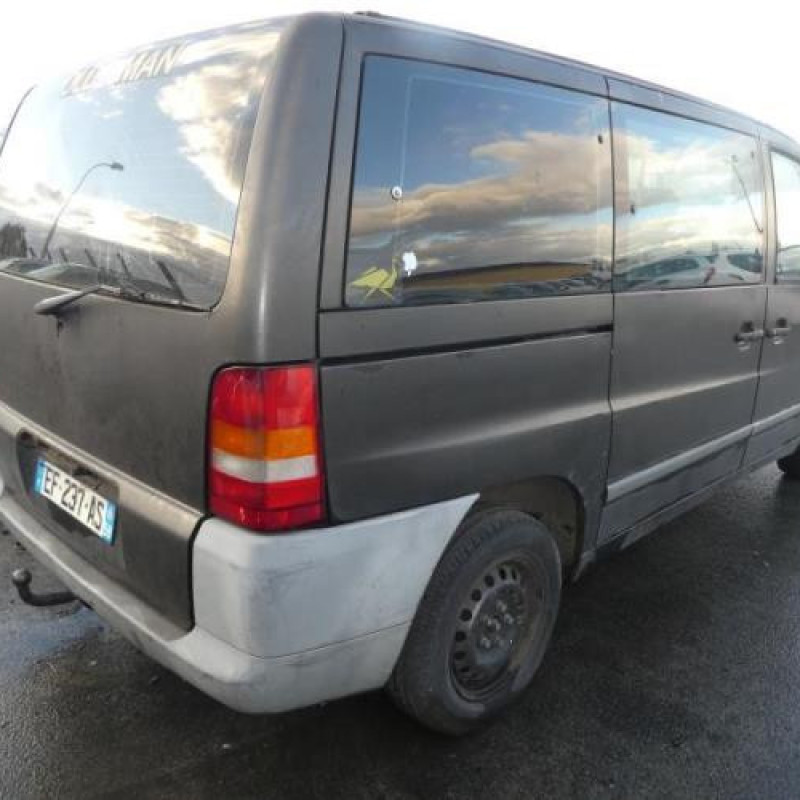 Aile avant droit MERCEDES VITO 638 Photo n°4