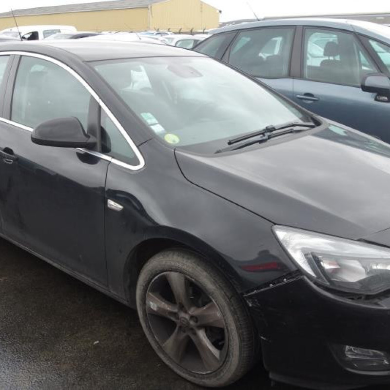 Vitre arriere gauche OPEL ASTRA J Photo n°2