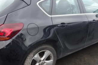 Vitre arriere gauche OPEL ASTRA J