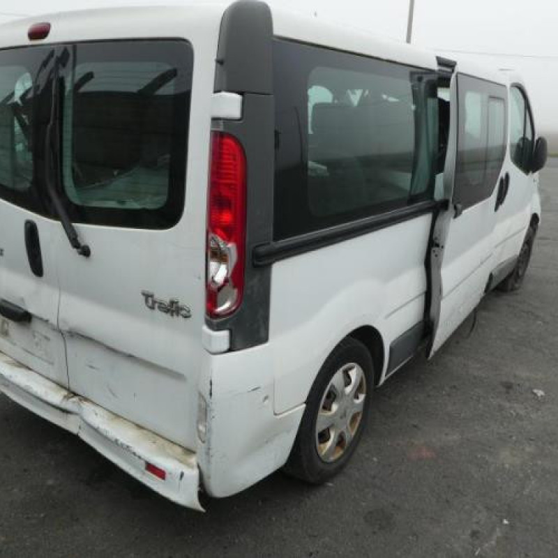 Mot. essuie glace arrière gauche RENAULT TRAFIC 2 Photo n°4