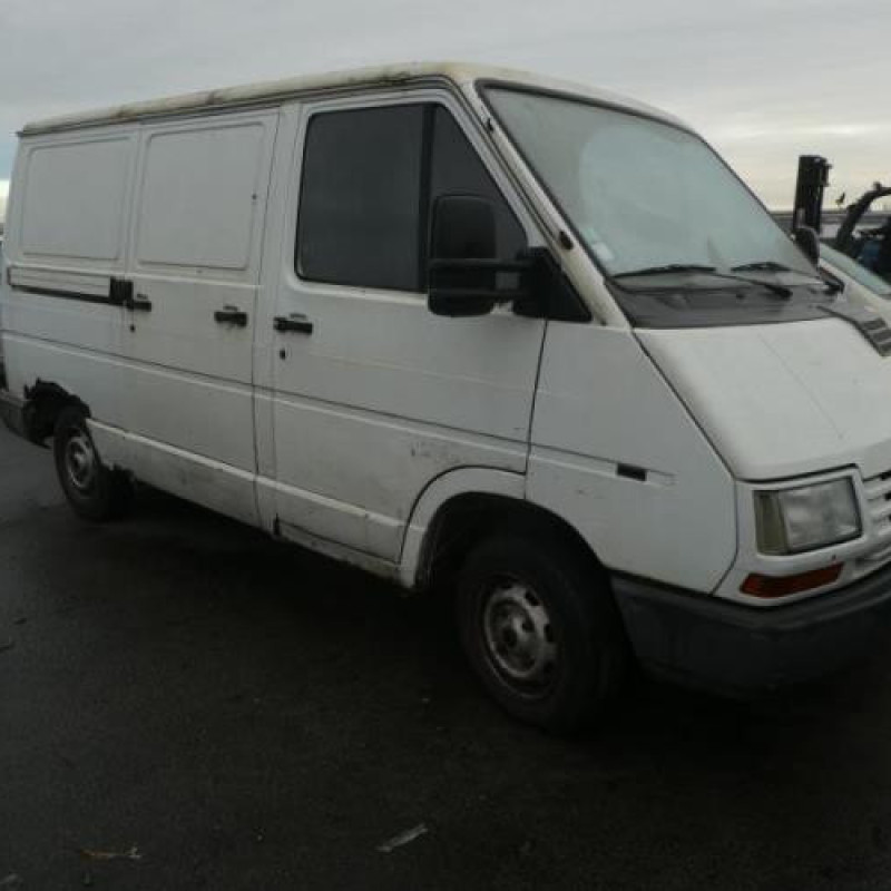 Avertisseur/Klaxon RENAULT TRAFIC 1 Photo n°6