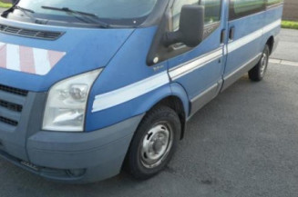 Pare choc arriere FORD TRANSIT 4