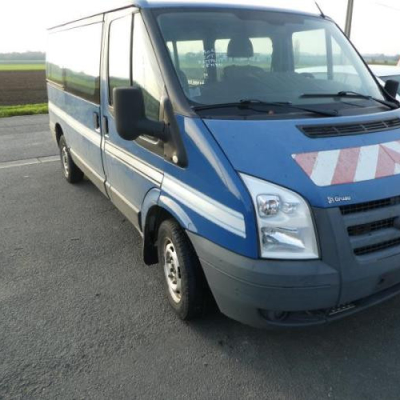 Pare choc arriere FORD TRANSIT 4 Photo n°3