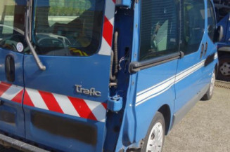 Calandre RENAULT TRAFIC 2