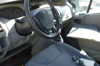 Calandre RENAULT TRAFIC 2