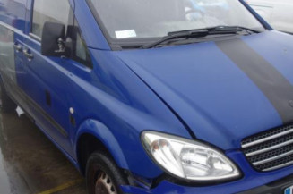 Pare choc arriere MERCEDES VITO 639