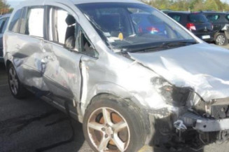 Custode arriere droit OPEL ZAFIRA B