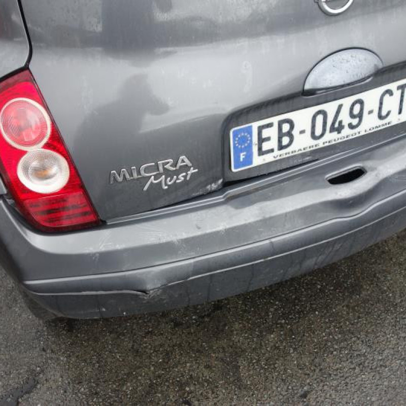 Attache ceinture arriere gauche NISSAN MICRA 3 Photo n°8