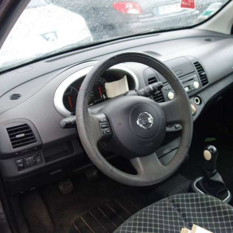 Attache ceinture arriere gauche NISSAN MICRA 3 Photo n°9