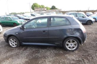 Renfort pare choc arriere (traverse) FIAT STILO