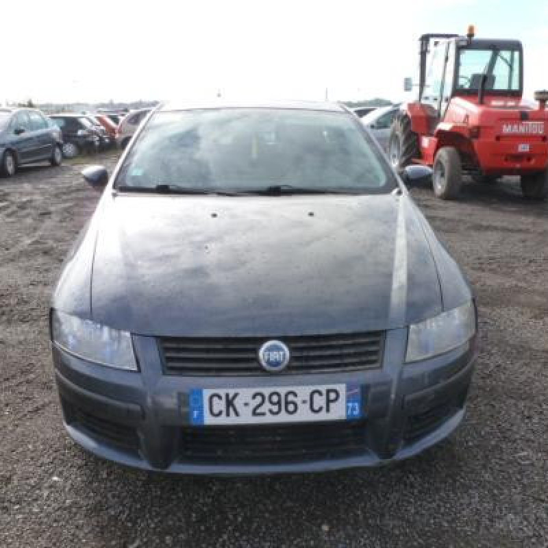 Pompe à carburant FIAT STILO Photo n°4