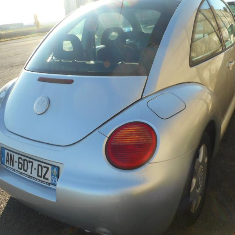 Plage arriere VOLKSWAGEN NEW BEETLE 1 Photo n°3