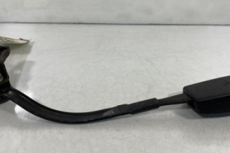 Attache ceinture avant gauche VOLKSWAGEN PASSAT 4