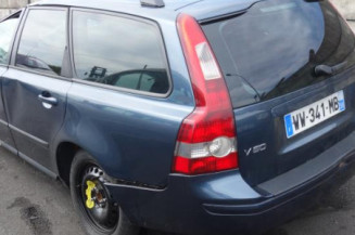 Renfort pare choc arriere (traverse) VOLVO V 50