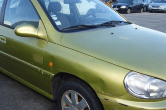 Vitre avant droit KIA RIO 1