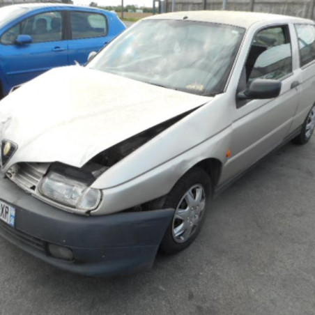 Custode arriere droit ALFA ROMEO 145 Photo n°1