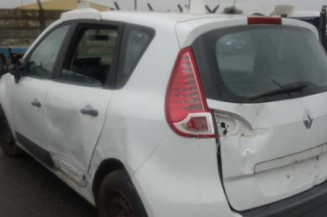 Vitre arriere droit RENAULT SCENIC 3