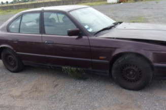 Vitre arriere gauche BMW SERIE 5 E34