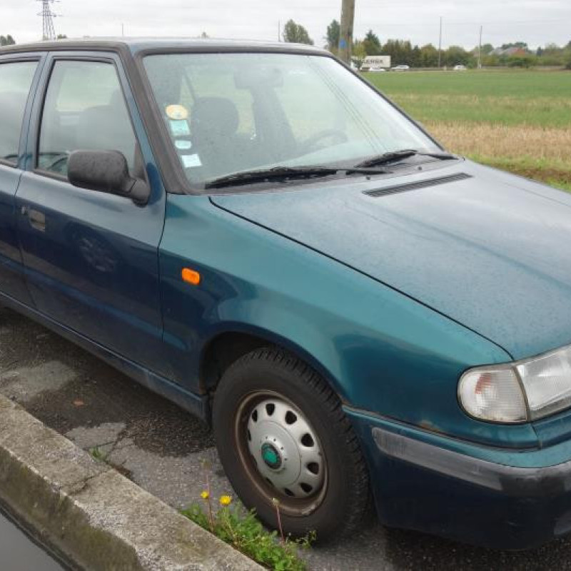 Custode arriere gauche (porte) SKODA FELICIA Photo n°2