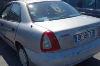 Vitre arriere droit DAEWOO NUBIRA 1