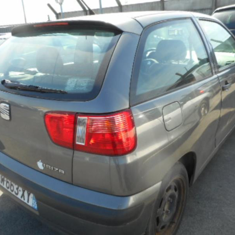 Plage arriere SEAT IBIZA 2 Photo n°4