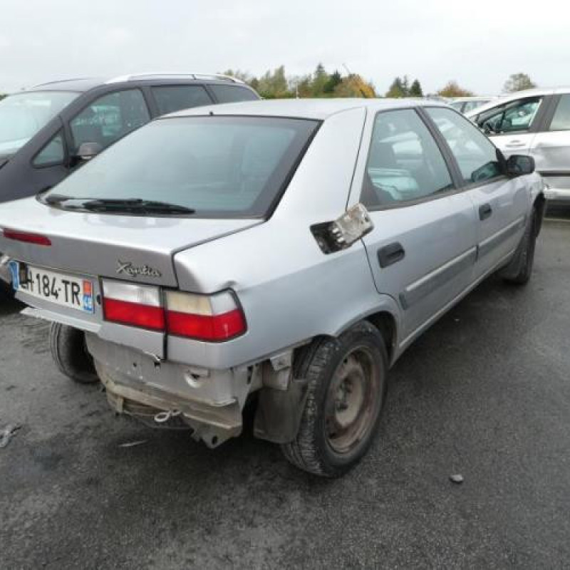 Feu arriere secondaire droit (feux) CITROEN XANTIA Photo n°5