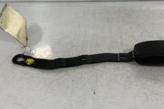 Attache ceinture avant gauche VOLKSWAGEN PASSAT 3