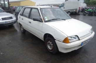 Leve vitre mecanique avant droit CITROEN AX