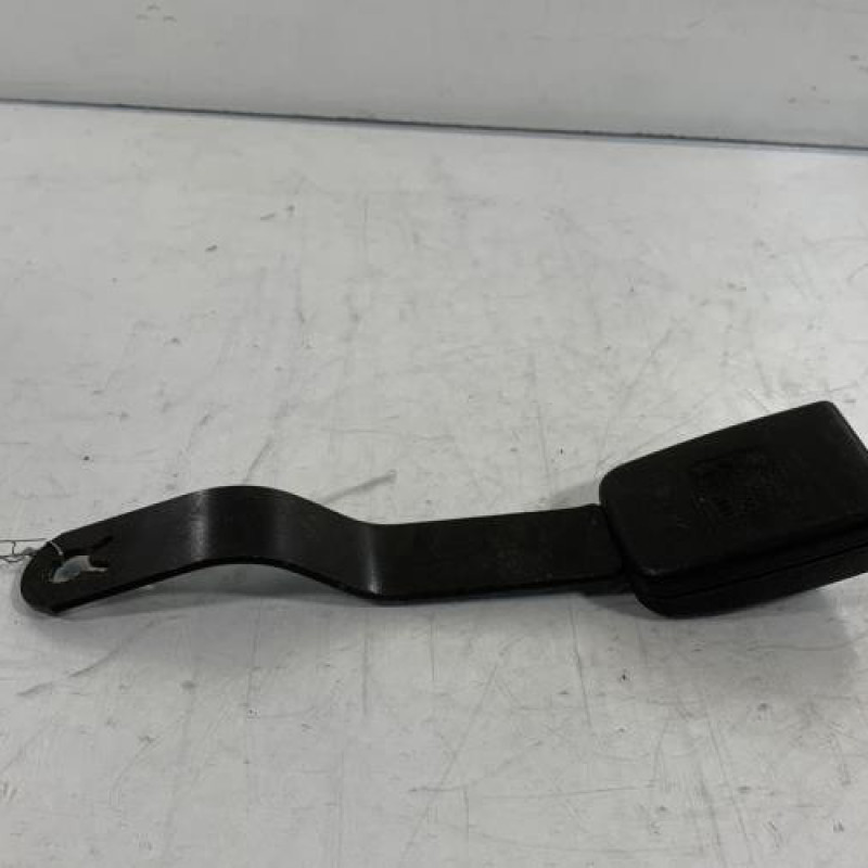 Attache ceinture avant gauche SEAT IBIZA 2 Photo n°1