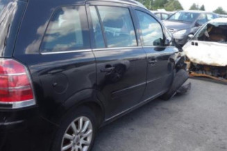 Custode arriere gauche OPEL ZAFIRA B