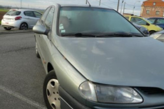 Pivot de moyeu avant droit RENAULT LAGUNA 1