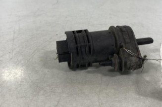 Pompe lave glace avant RENAULT R9