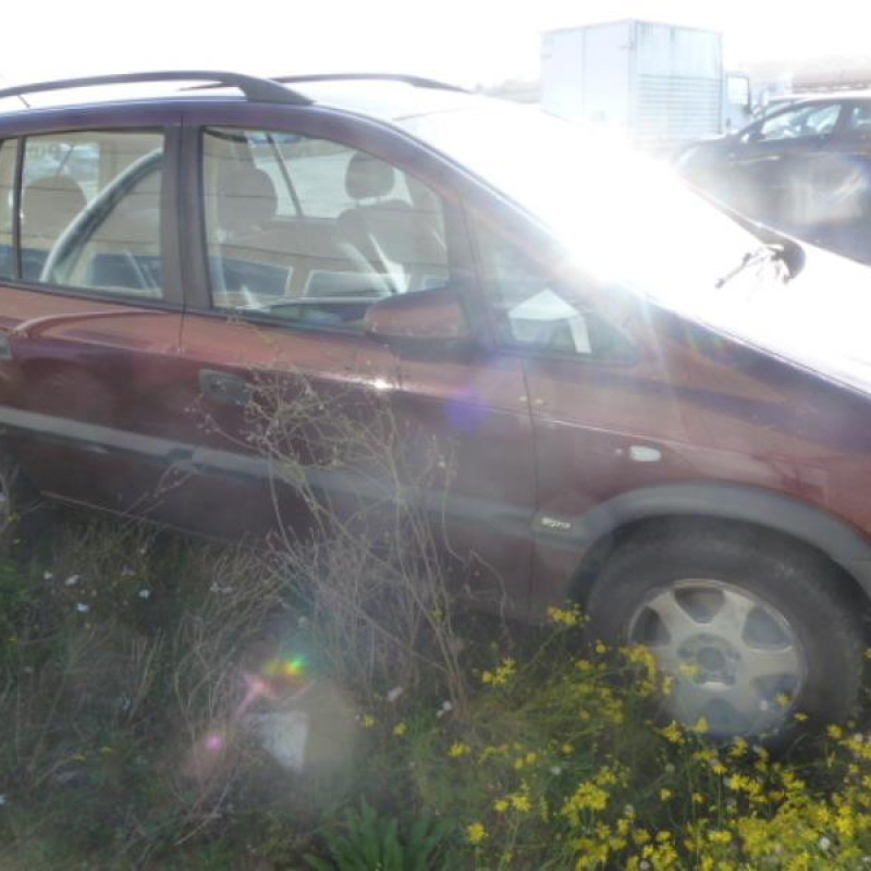 Aile avant droit OPEL ZAFIRA A Photo n°3