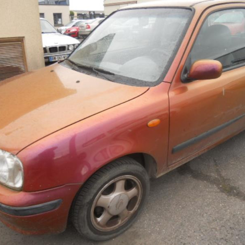 Attache ceinture avant gauche NISSAN MICRA 2 Photo n°4