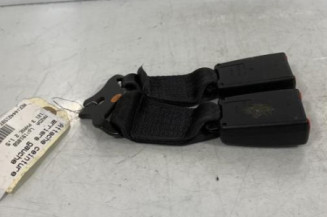 Attache ceinture arriere gauche MAZDA 121 3