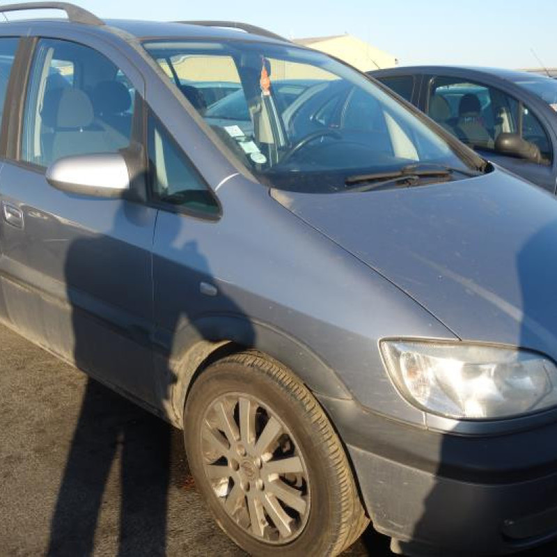 Feu arriere principal gauche (feux) OPEL ZAFIRA A Photo n°5