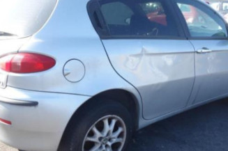 Poignee porte avant droit ALFA ROMEO 147