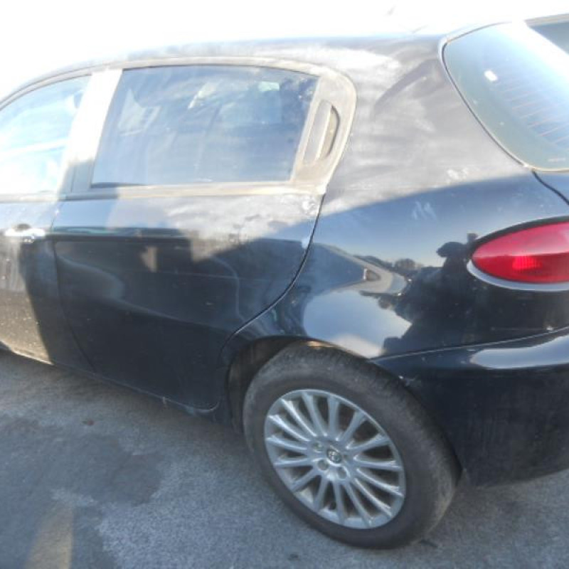 Plage arriere ALFA ROMEO 147 Photo n°6