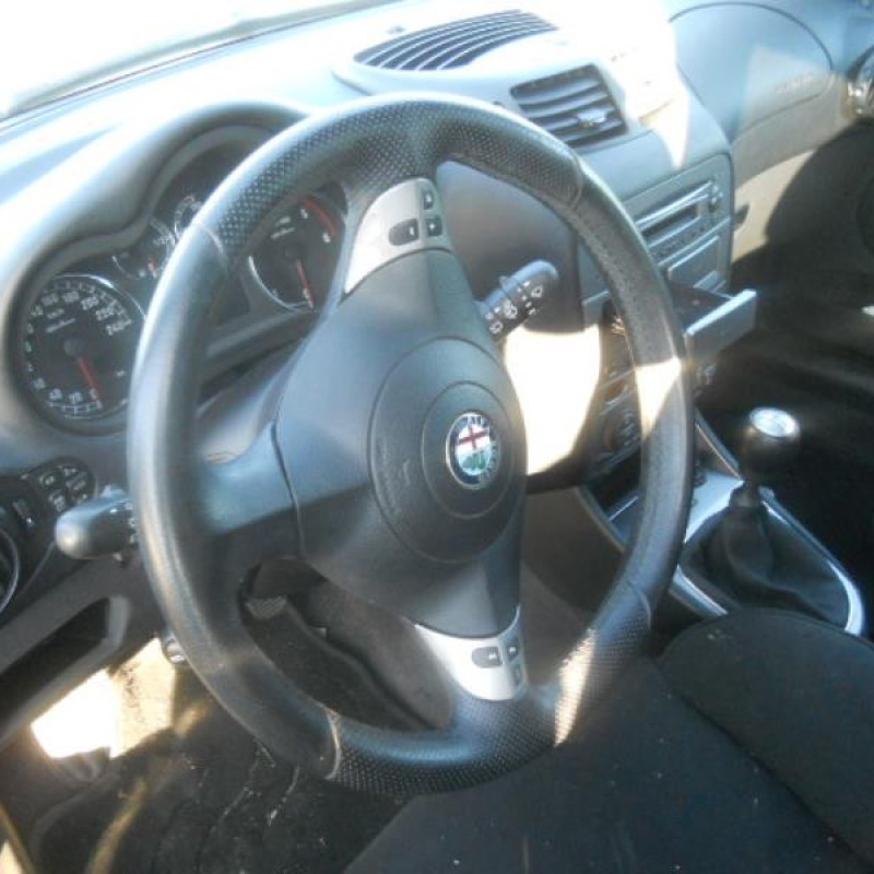 Plage arriere ALFA ROMEO 147 Photo n°7